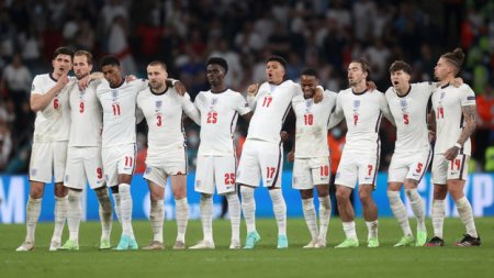 A Inglaterra inicia a Copa do Mundo Sub-20 sem seu número e com apenas 13 jogadores